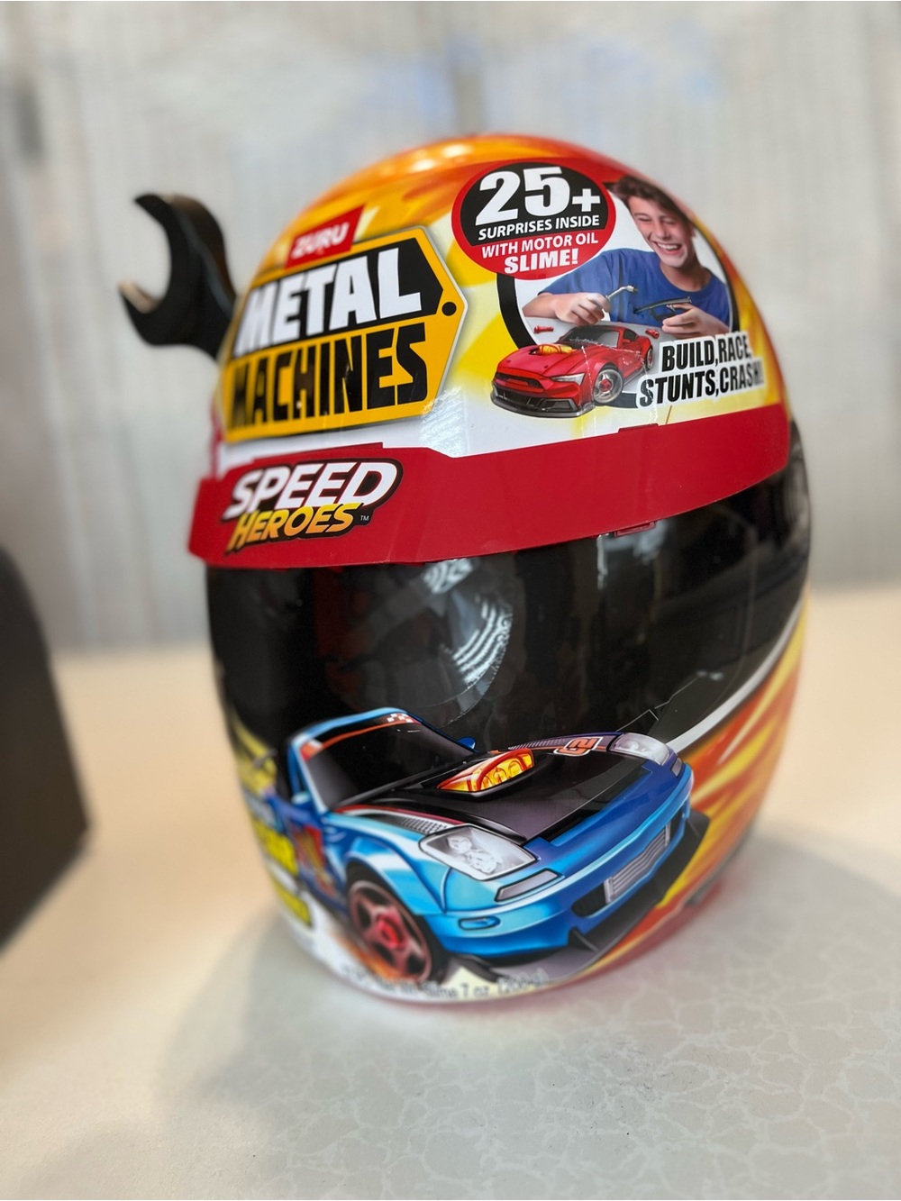 Metal Machines Speed Heroes Blue Kids Toy Car Helmet Pack